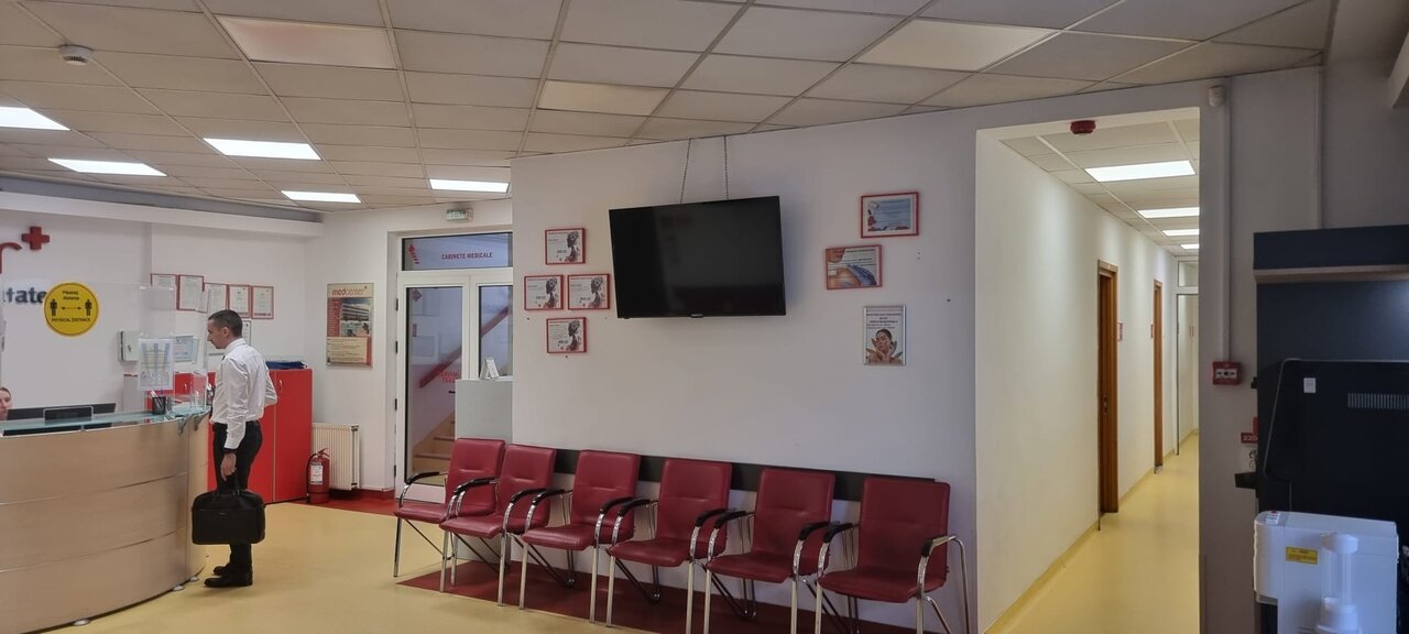 Clinica Prevencia Berceni, recepția și sala de așteptare